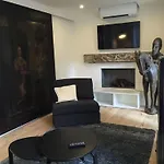 Bellechasse Apartments Apartment Paris